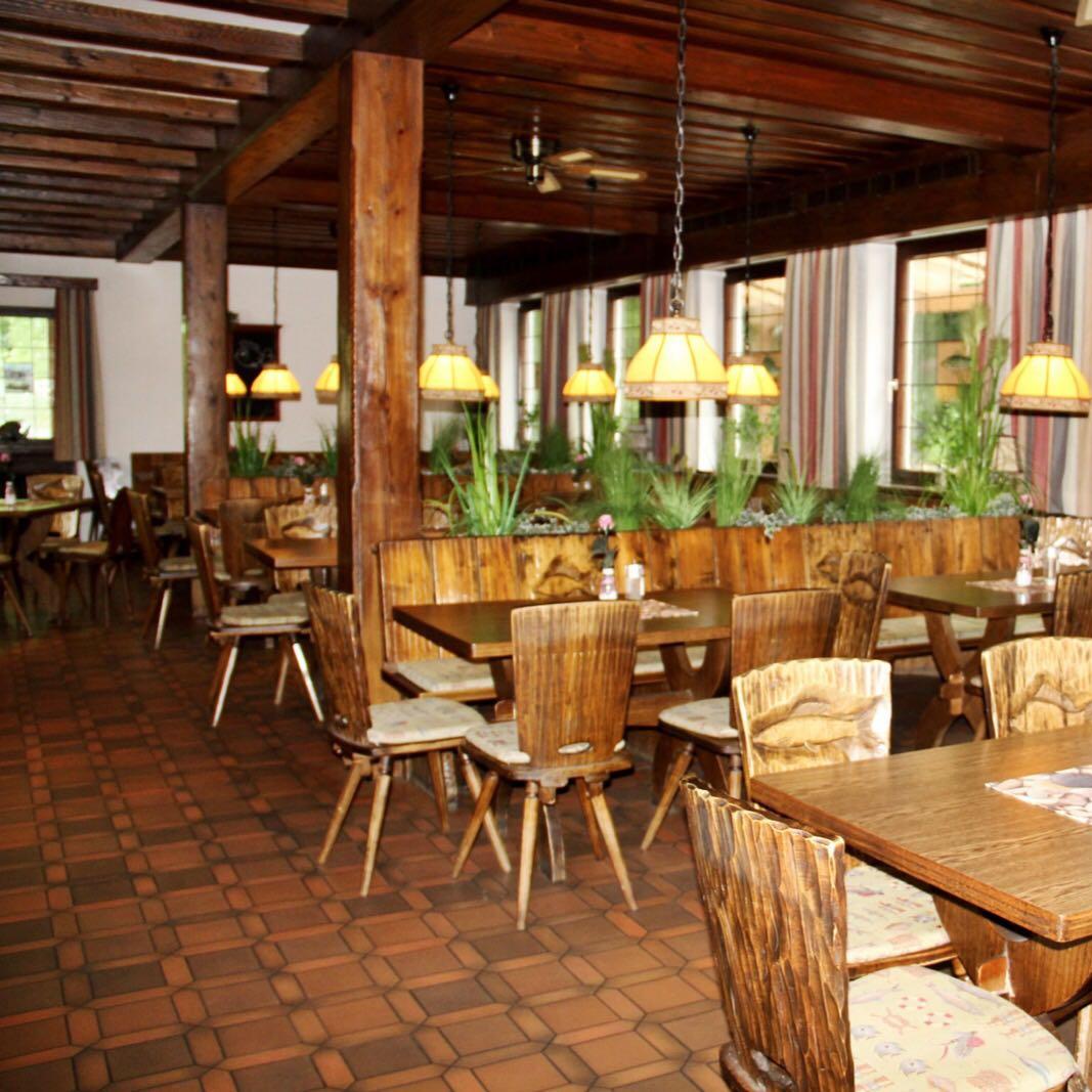 Restaurant "Restaurant Insel Rott am Rhein GmbH" in Linkenheim-Hochstetten