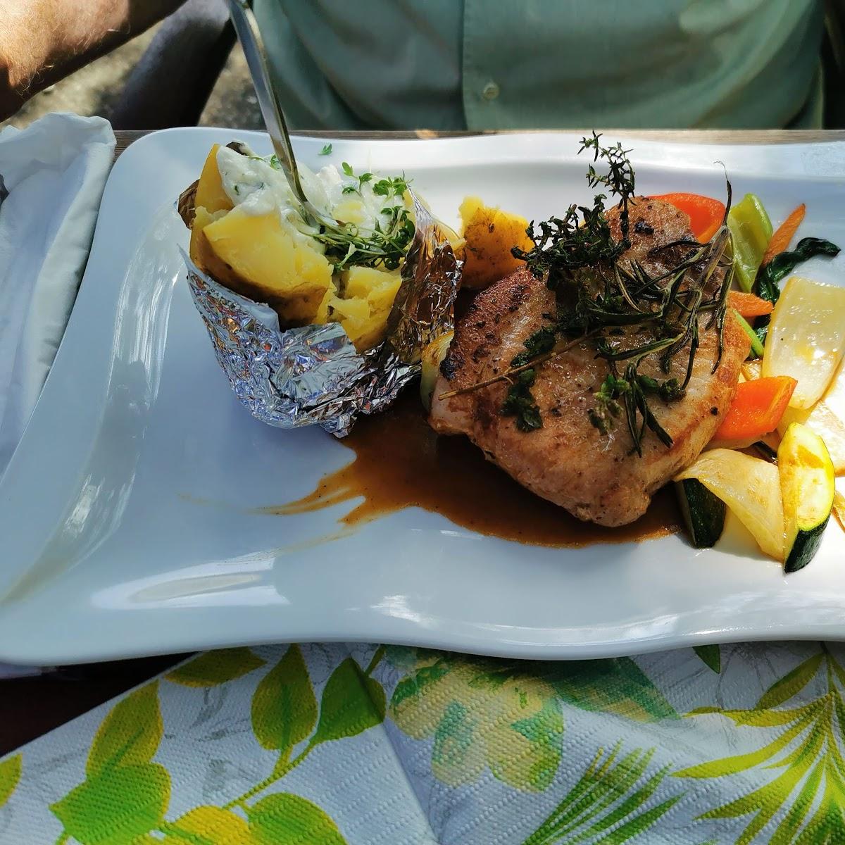 Restaurant "Oberes Riedwirtshaus" in  Günzburg