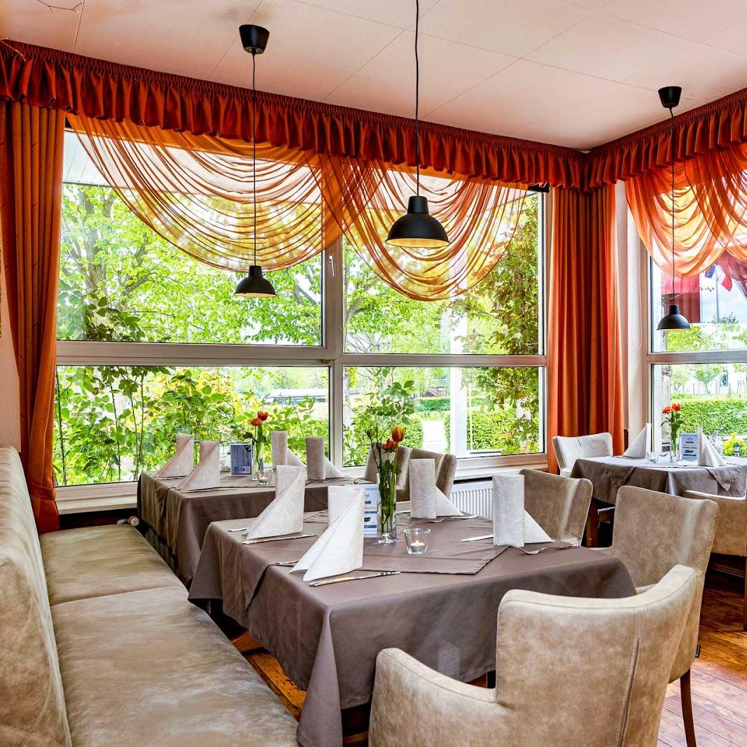 Restaurant "er Hof  Haus der Feste " in Steinberg