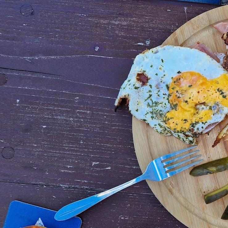 Restaurant "Almglück" in Wadern