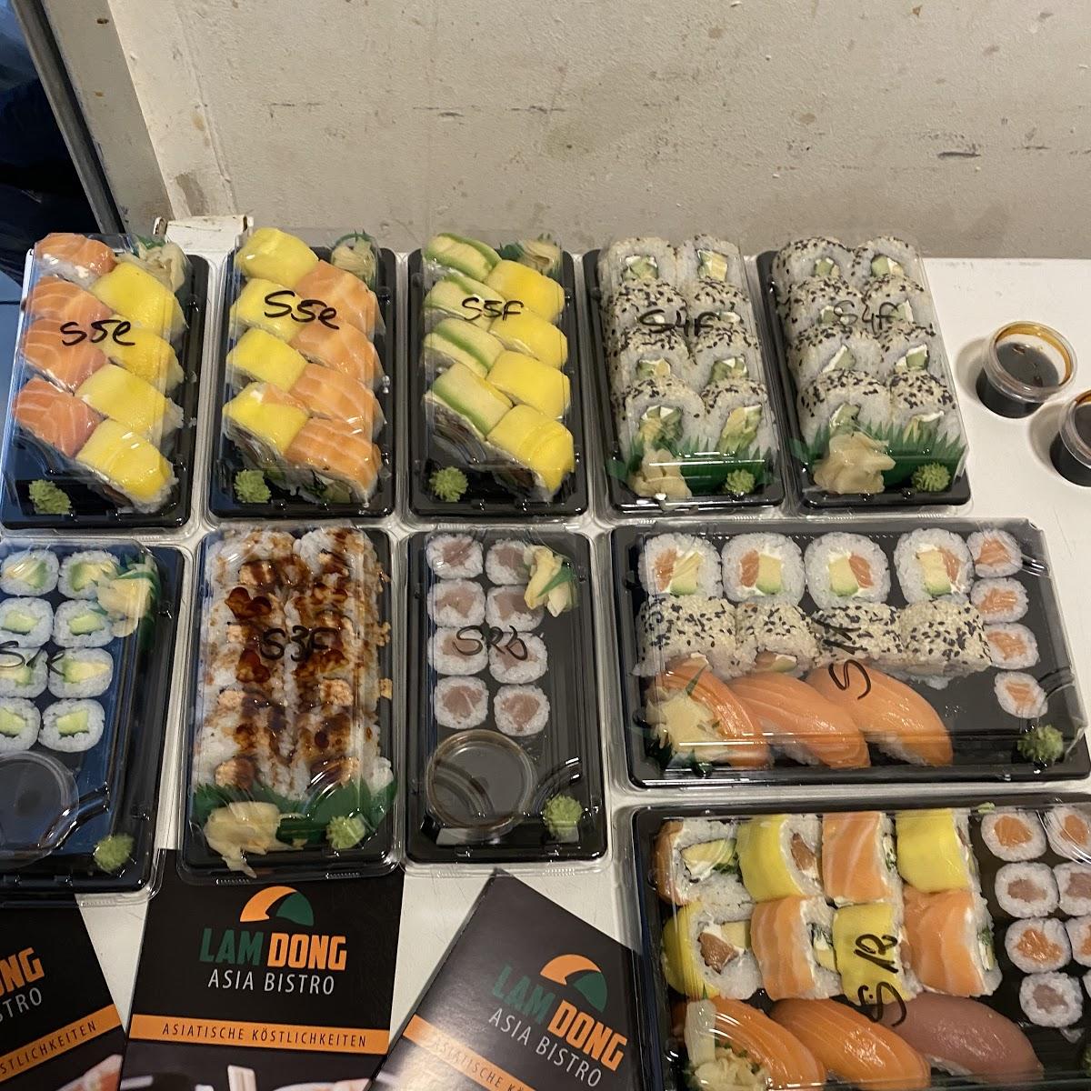 Restaurant "Lam-Dong Asia Bistro" in  Regen