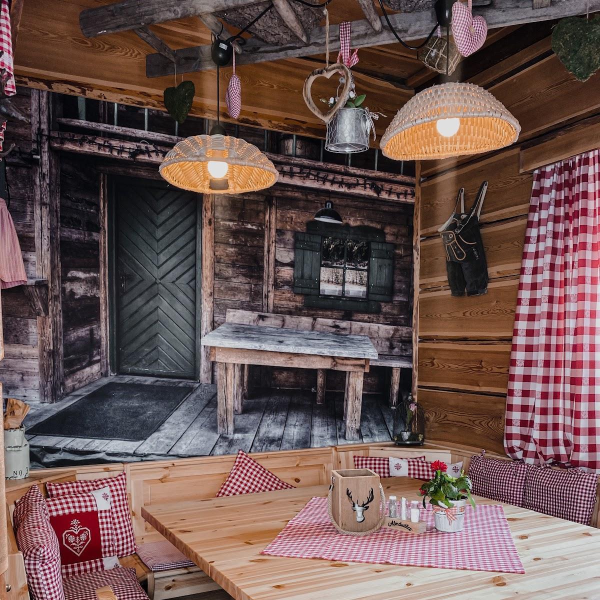 Restaurant "Zwutschkerl Alm, original östereichische Schmankerl" in Norderstedt