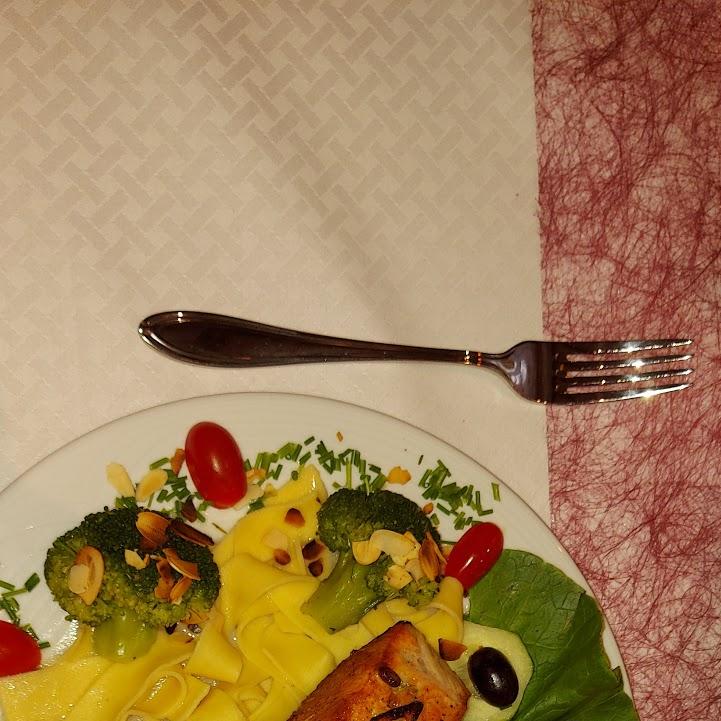 Restaurant "Gaststätte Zur Inh. Bochmann u.Tautenhahn GbR" in  Lauter-Bernsbach