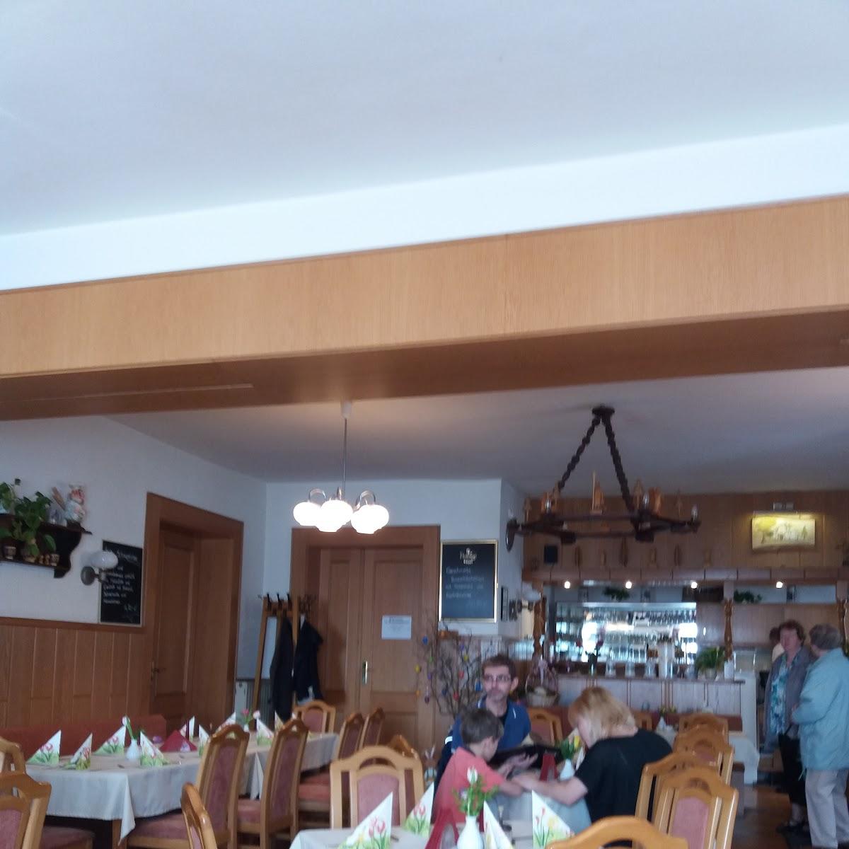 Restaurant "Traditionsgaststätte Bahnschlösschen" in Lauter-Bernsbach