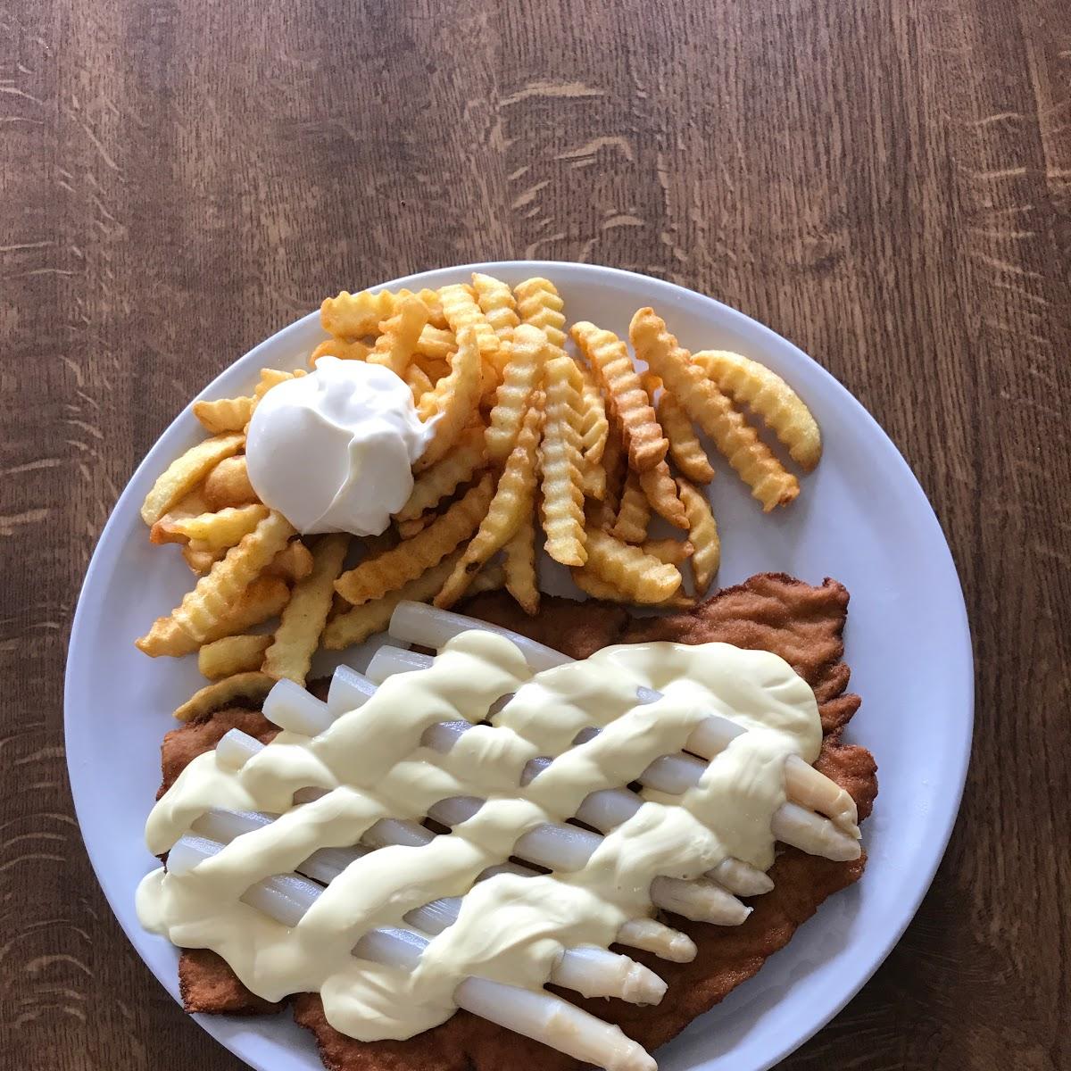 Restaurant "Schnitzelparadies Fam. Von der Hülst" in  Südbrookmerland