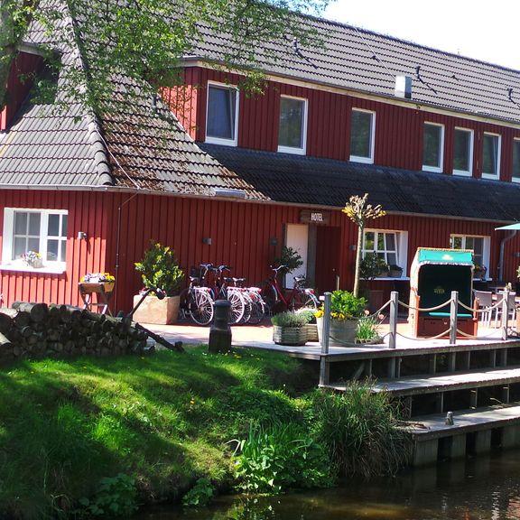 Restaurant "Bootshaus" in Südbrookmerland