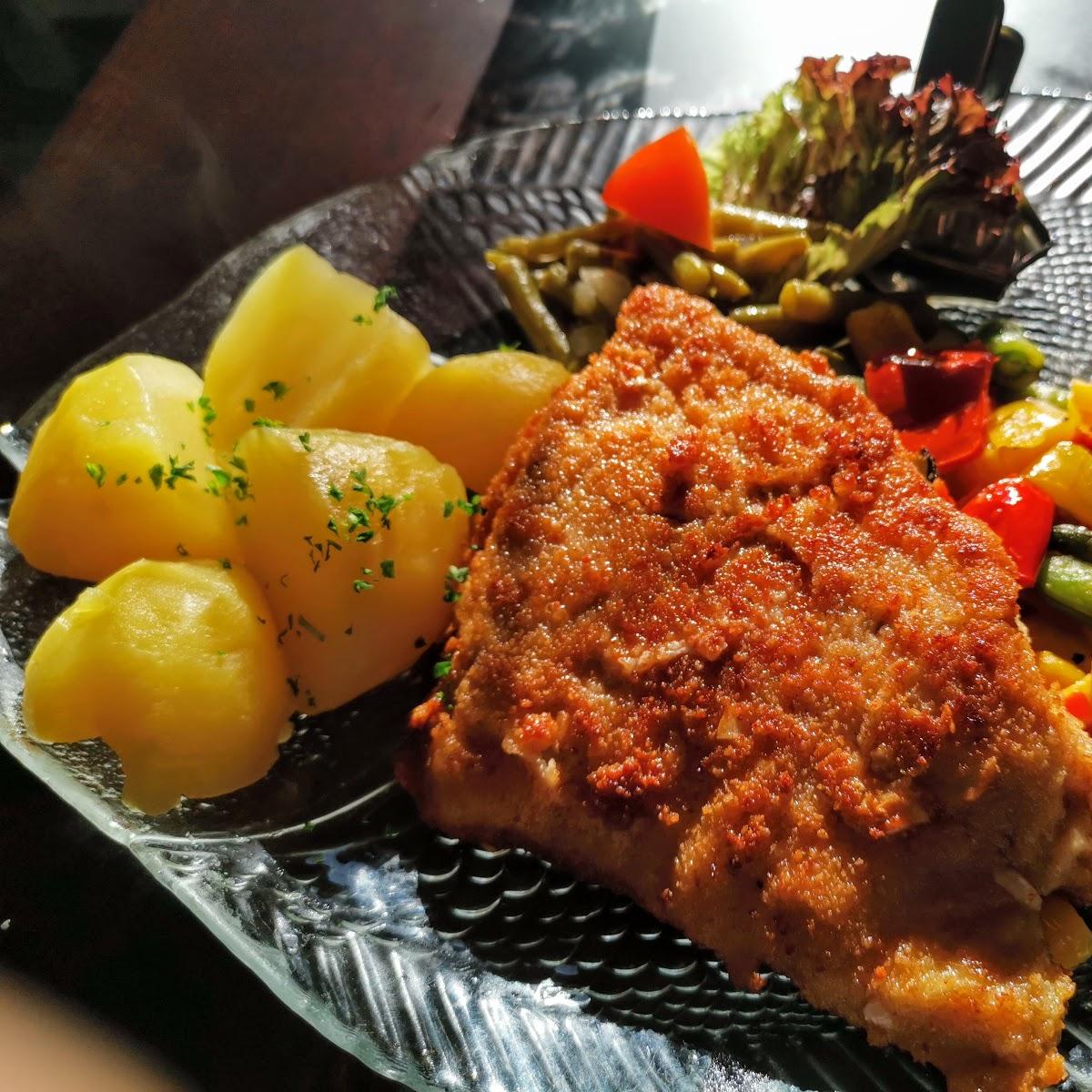 Restaurant "Restaurant Leuchtfeuer - Fischspezialitäten" in  Glowe