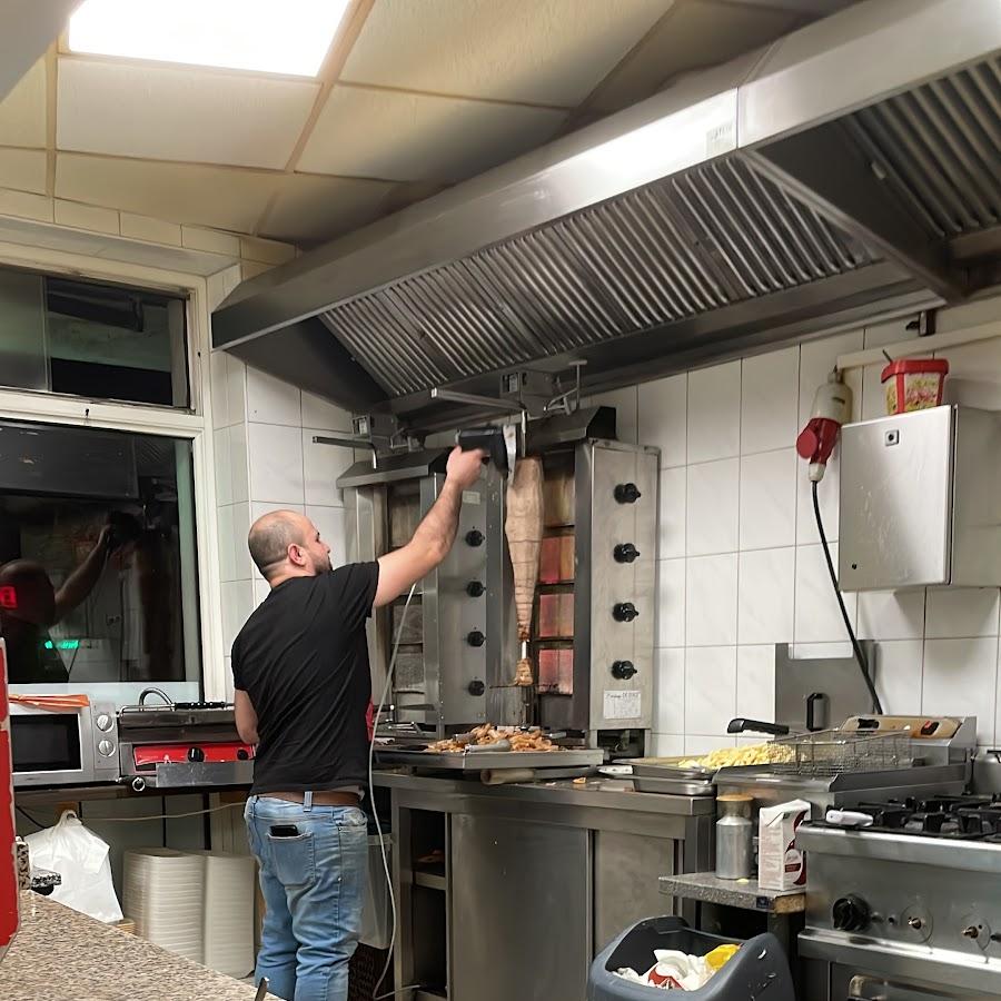 Restaurant "Roj Döner" in Nienburg (Saale)