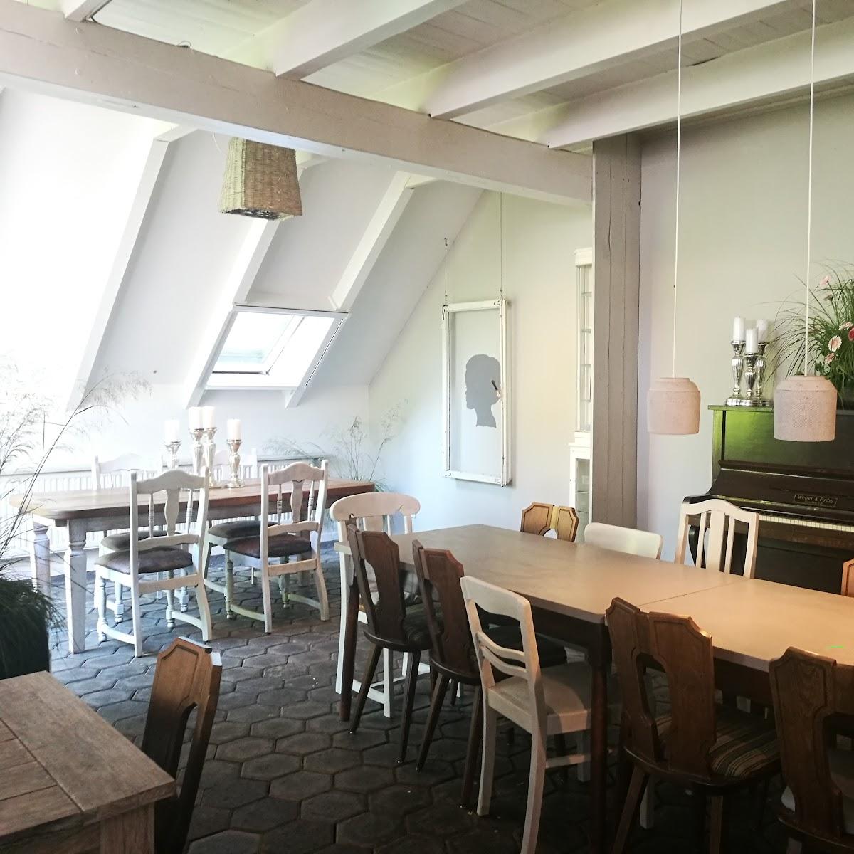 Restaurant "Café Luise – Handgemachtes Eis, frische Waffeln & regionaler Genuss" in Werl