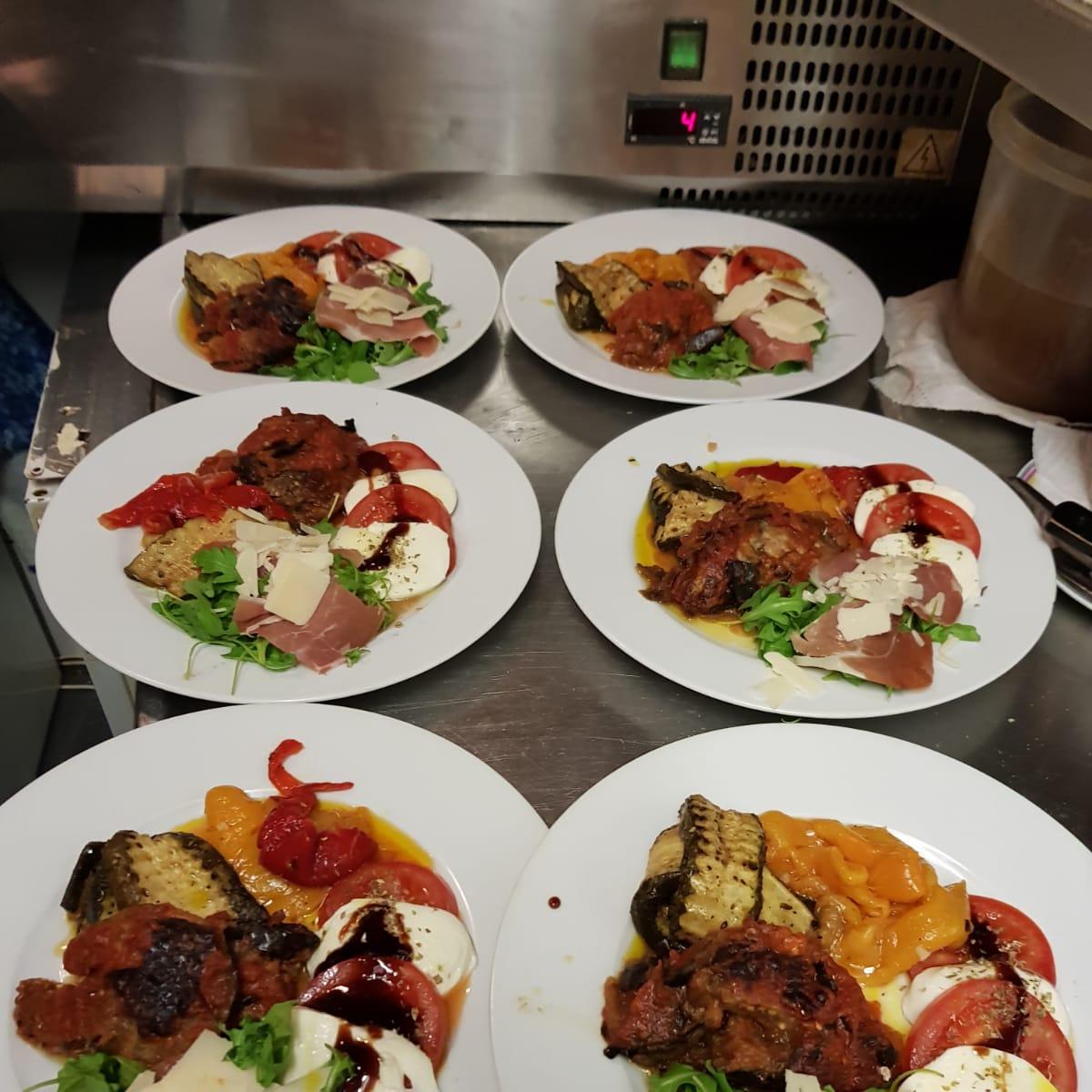 Restaurant "Bistro-Bar da Pino, Weinstube  Zum Büchsenmacher " in  Schorndorf