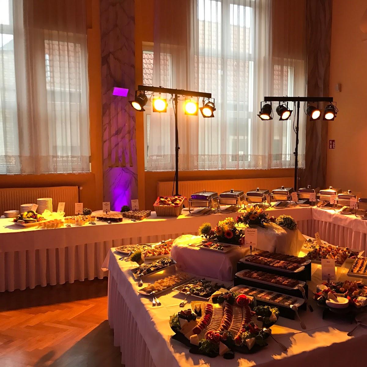 Restaurant "Höbel & Meyer Küchen- und Partyservice GmbH mit Landgasthof zur Burg Reina im Haus Kühnau" in Dessau-Roßlau