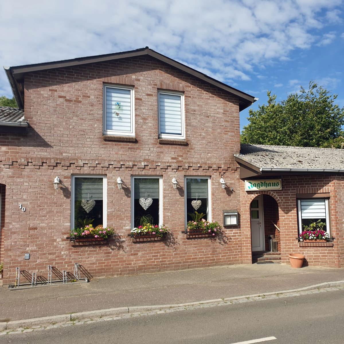 Restaurant "Jagdhaus" in Bunsoh