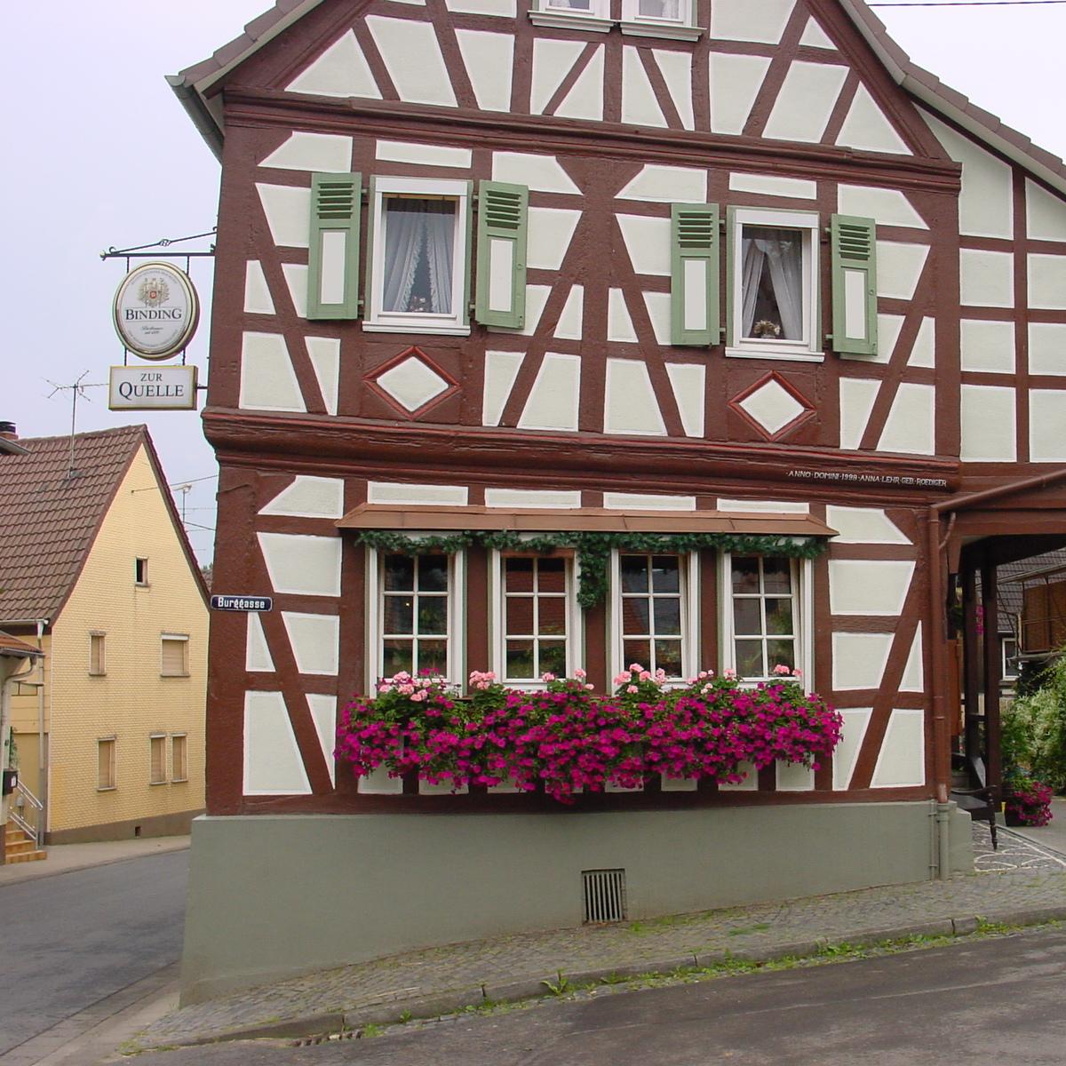 Restaurant " Zur Quelle  Wirtshaus & Saal" in  Büdingen