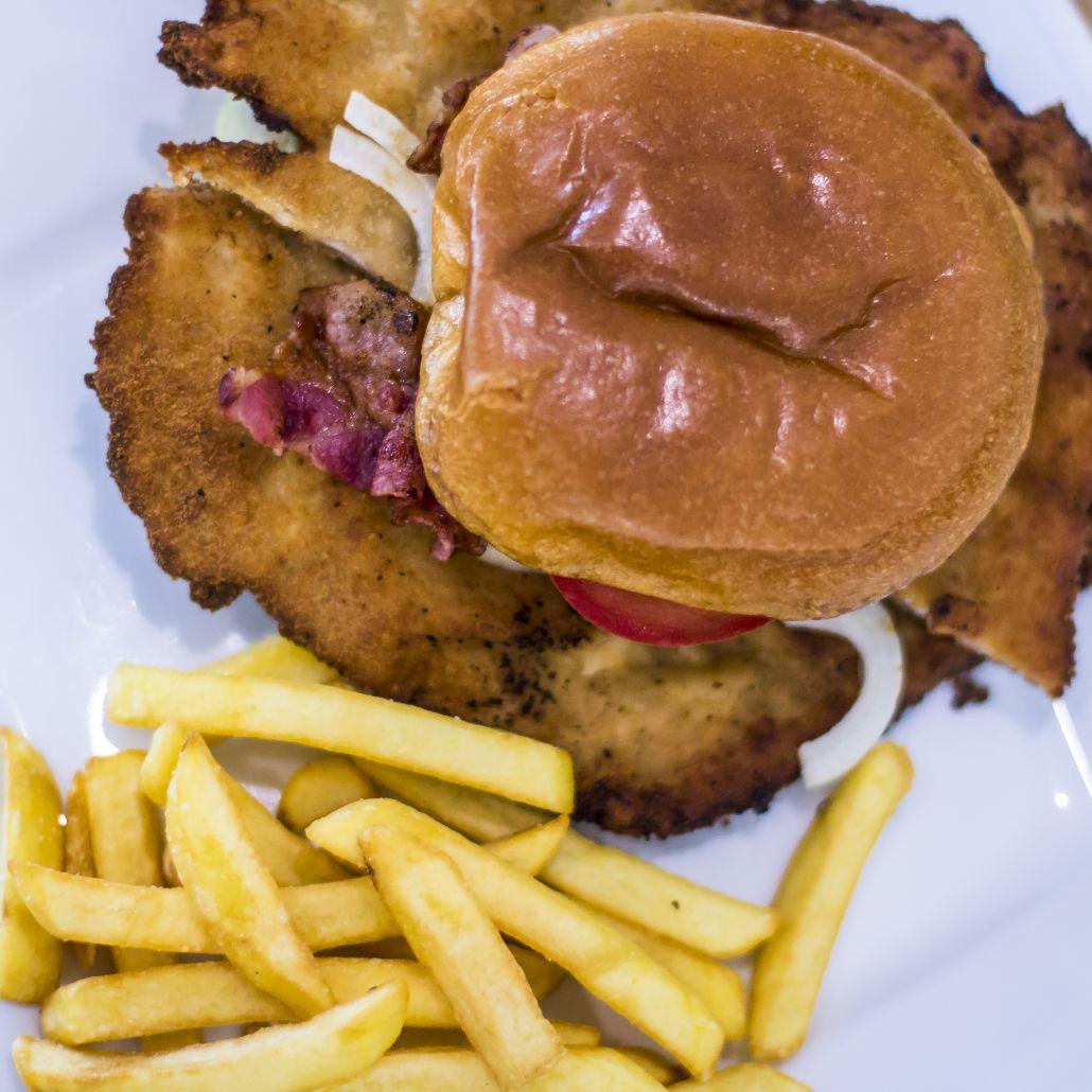 Restaurant "Restaurant Schnitzelhunger.de" in  Feucht