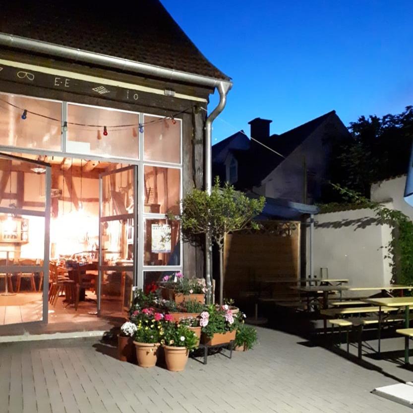 Restaurant "Apfelweinhof   Schoppenwirtschaft & Apfelweinkelterei " in Dieburg