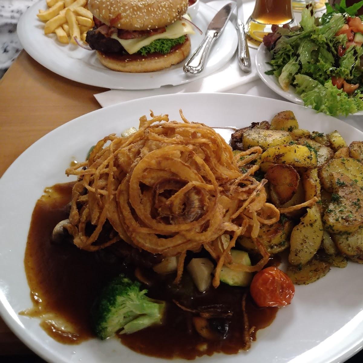 Restaurant "Brauereigasthaus Zum Goldenen Anker (Greiner)" in Roding