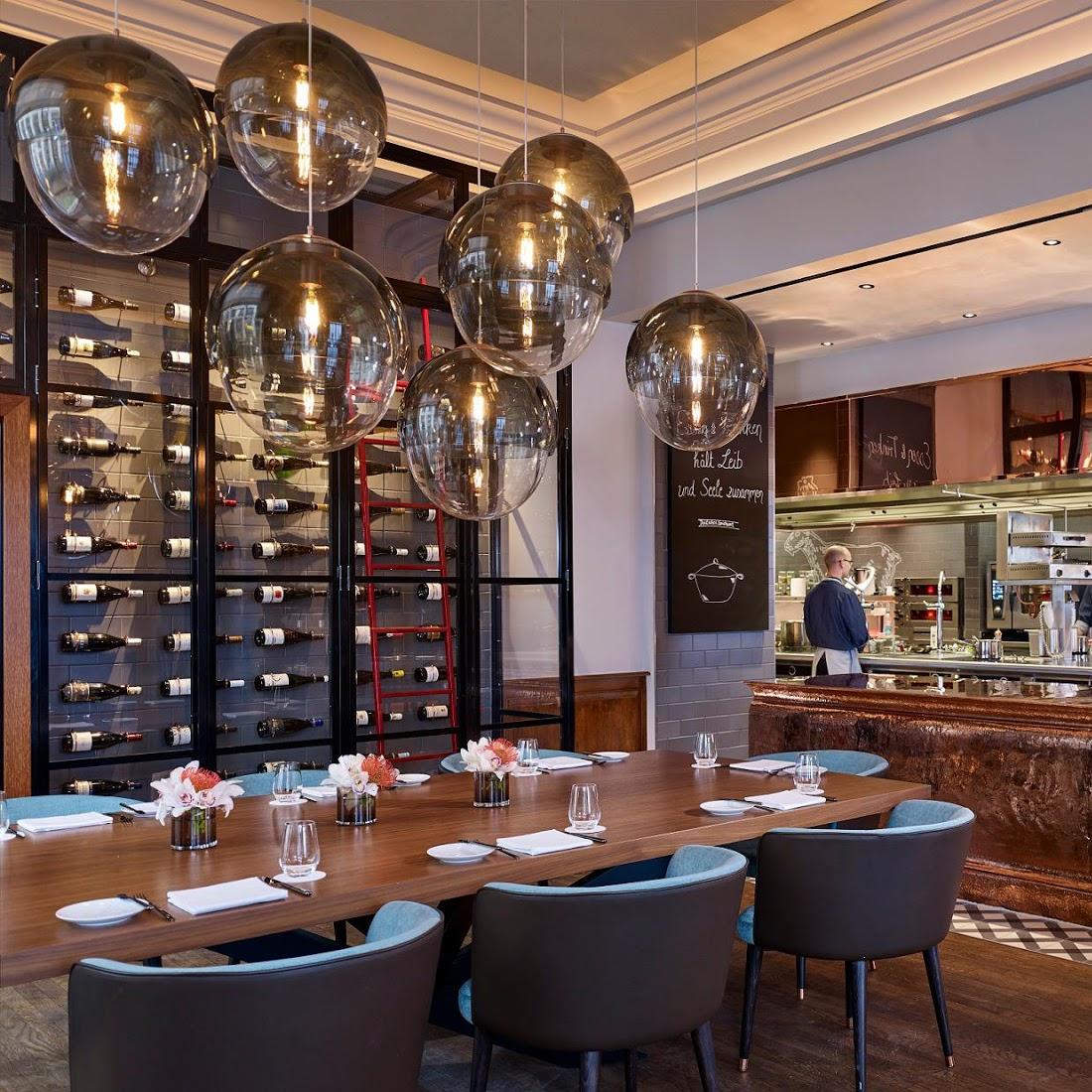 Restaurant "POTS" in Berlin