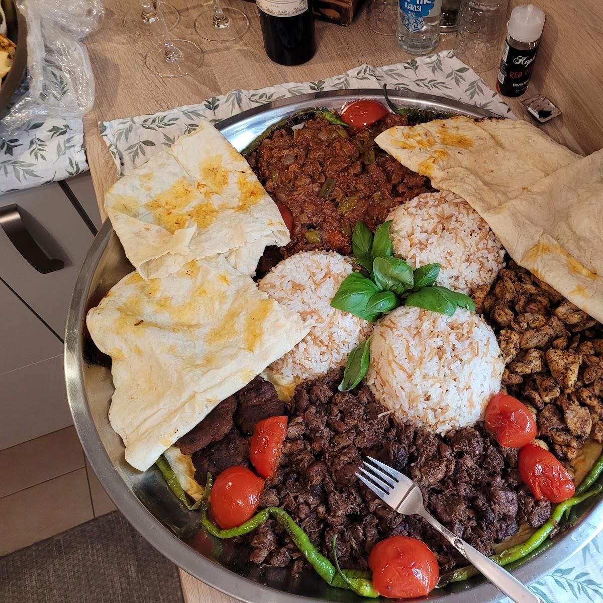 Restaurant "Yakamozz Türkische Spezialitäten" in Waghäusel