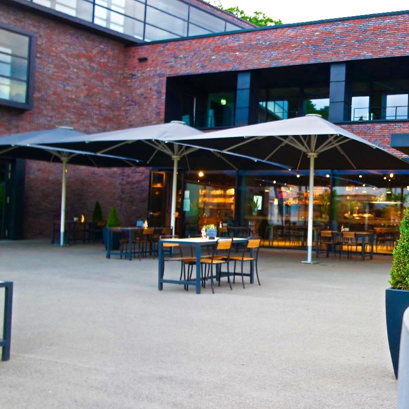 Restaurant "Bei Graefs Restaurant & Markenzentrum" in Arnsberg