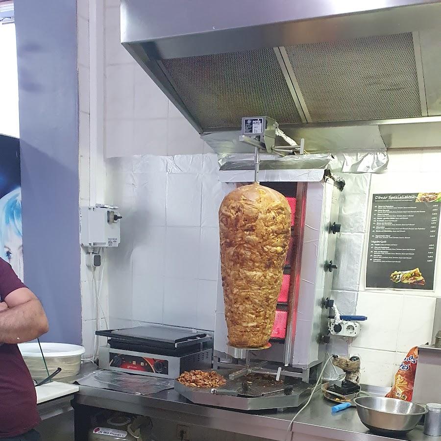 Restaurant "IVANO Pizza" in Emmerting