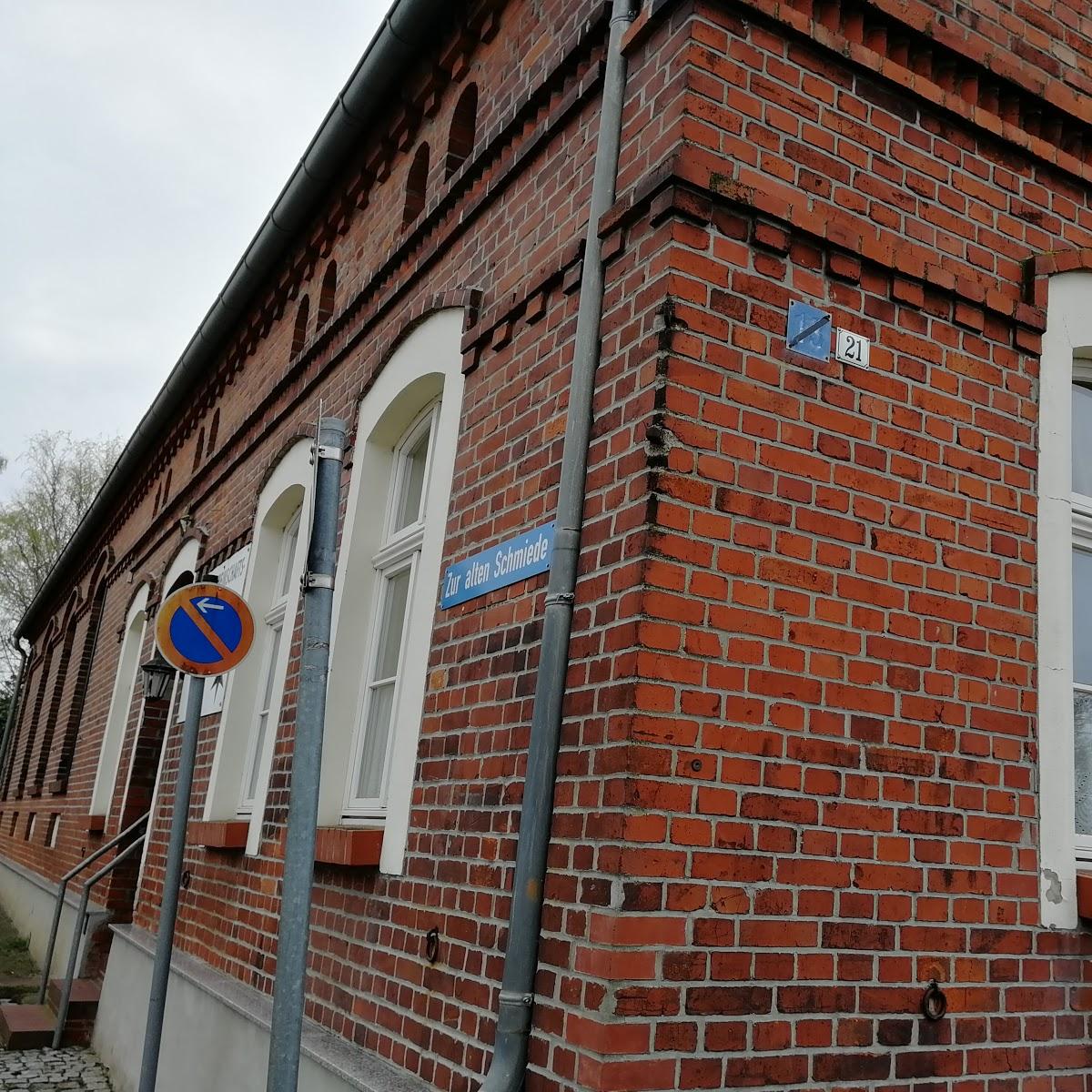 Restaurant "Dorfgemeinschaftshaus  Zum Goldenen Stern " in  Stendal