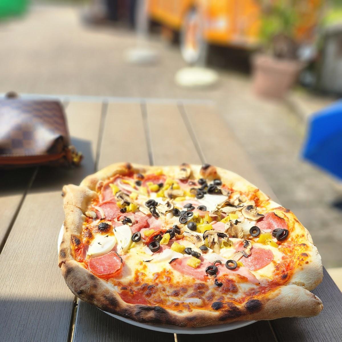 Restaurant "Restaurant mit schwimmender Terrasse" in Spalt