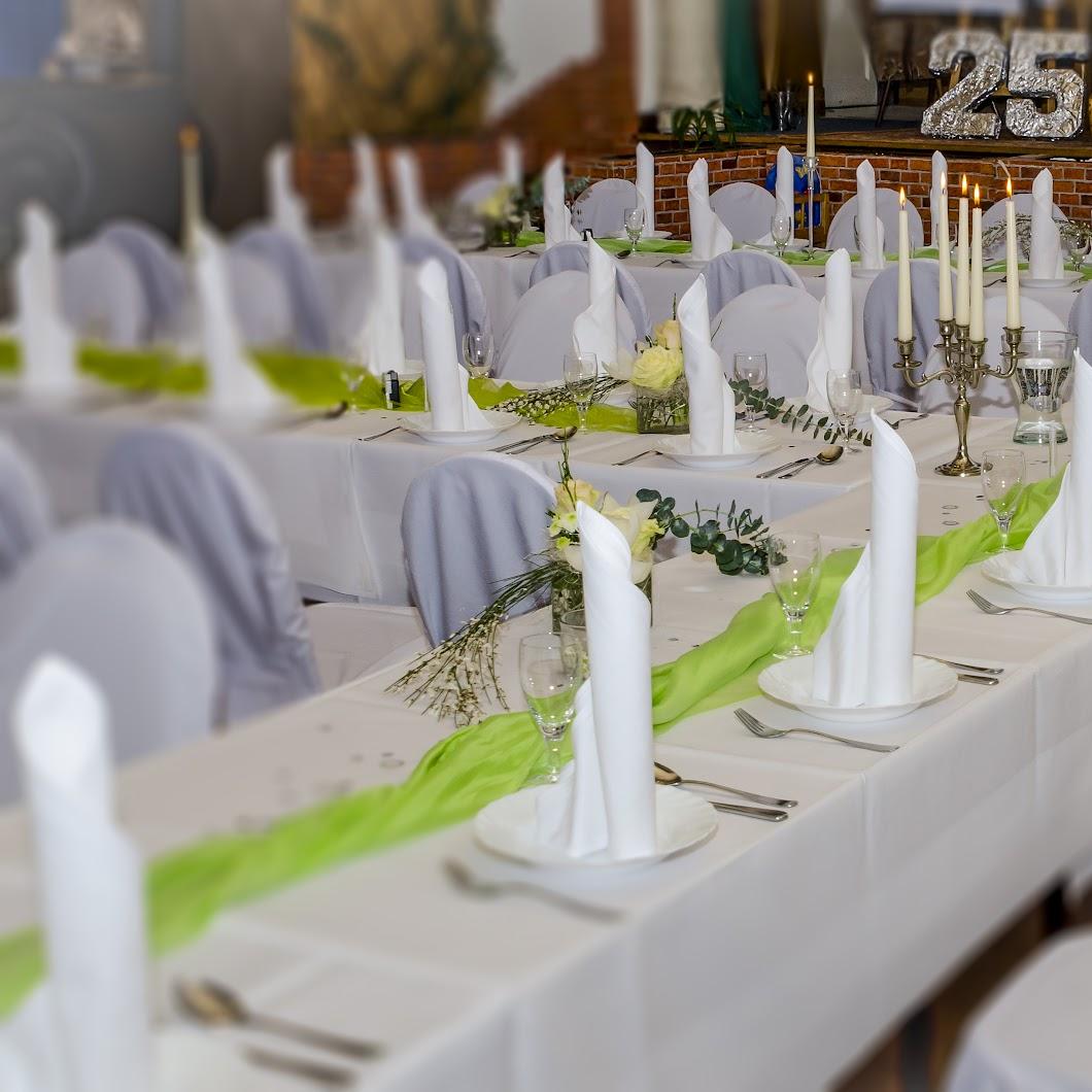 Restaurant "Hotel & Gaststätte Zur Schleuse Garwitz" in Lewitzrand