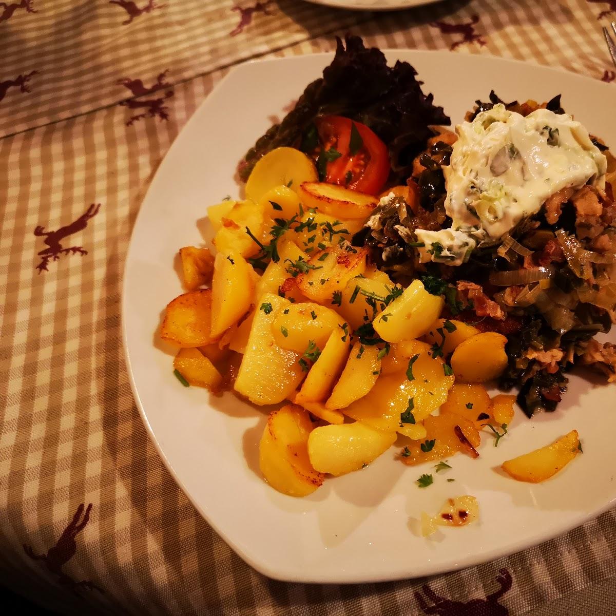 Restaurant "Schloßbergschänke am Hillenberg" in  Hausen