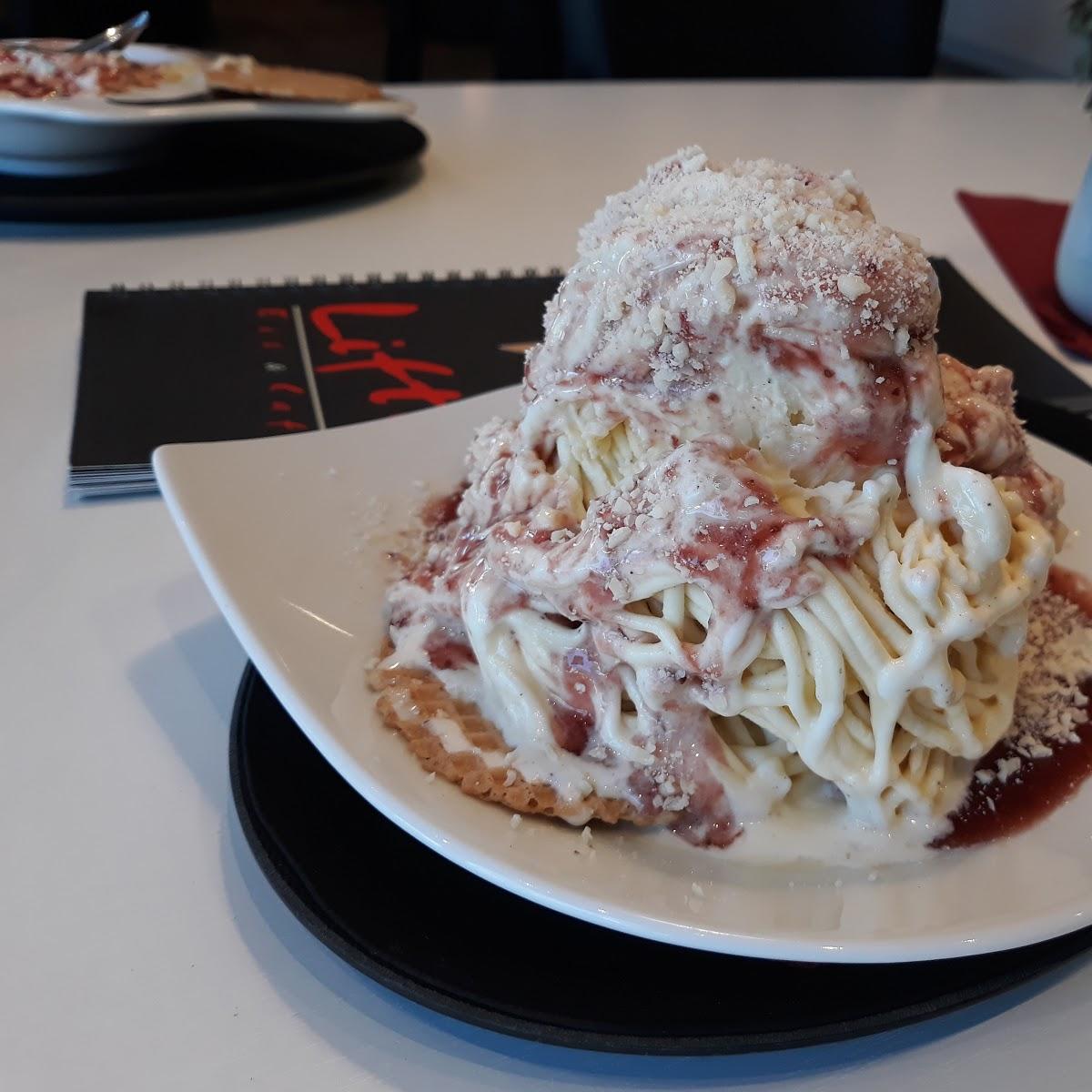 Restaurant "Liftis" in  Wöllstadt