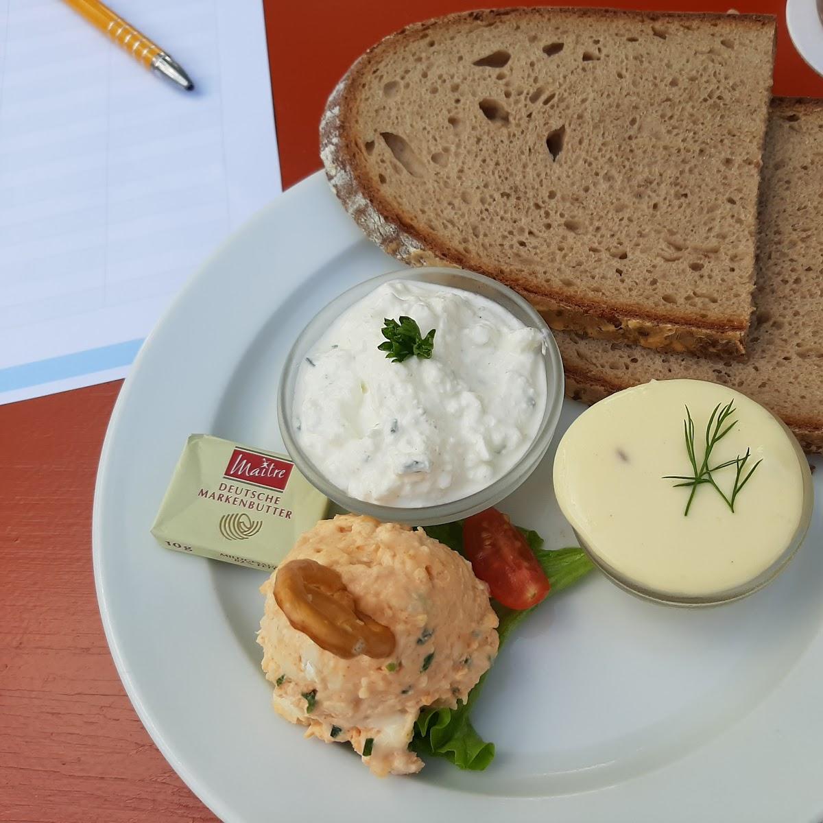 Restaurant "Biergarten der Dorfbrauerei Schmölz" in  Küps