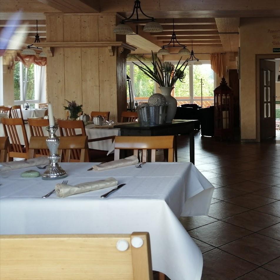 Restaurant "Landhaus Dorfkrug Messer" in Oberstreit