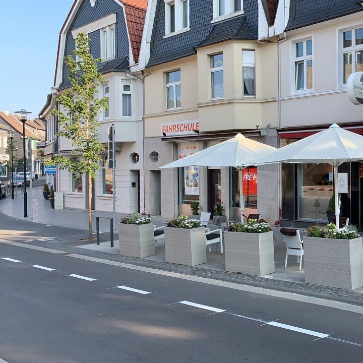 Restaurant "Konditorei Becher - Café Arnz" in Burscheid