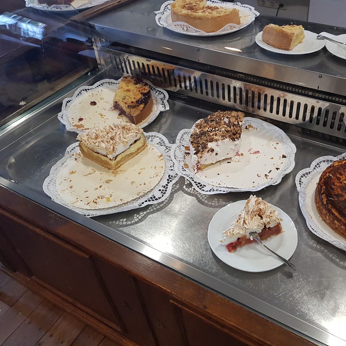 Restaurant "Hausener Kaffeestübchen" in  Heimbach