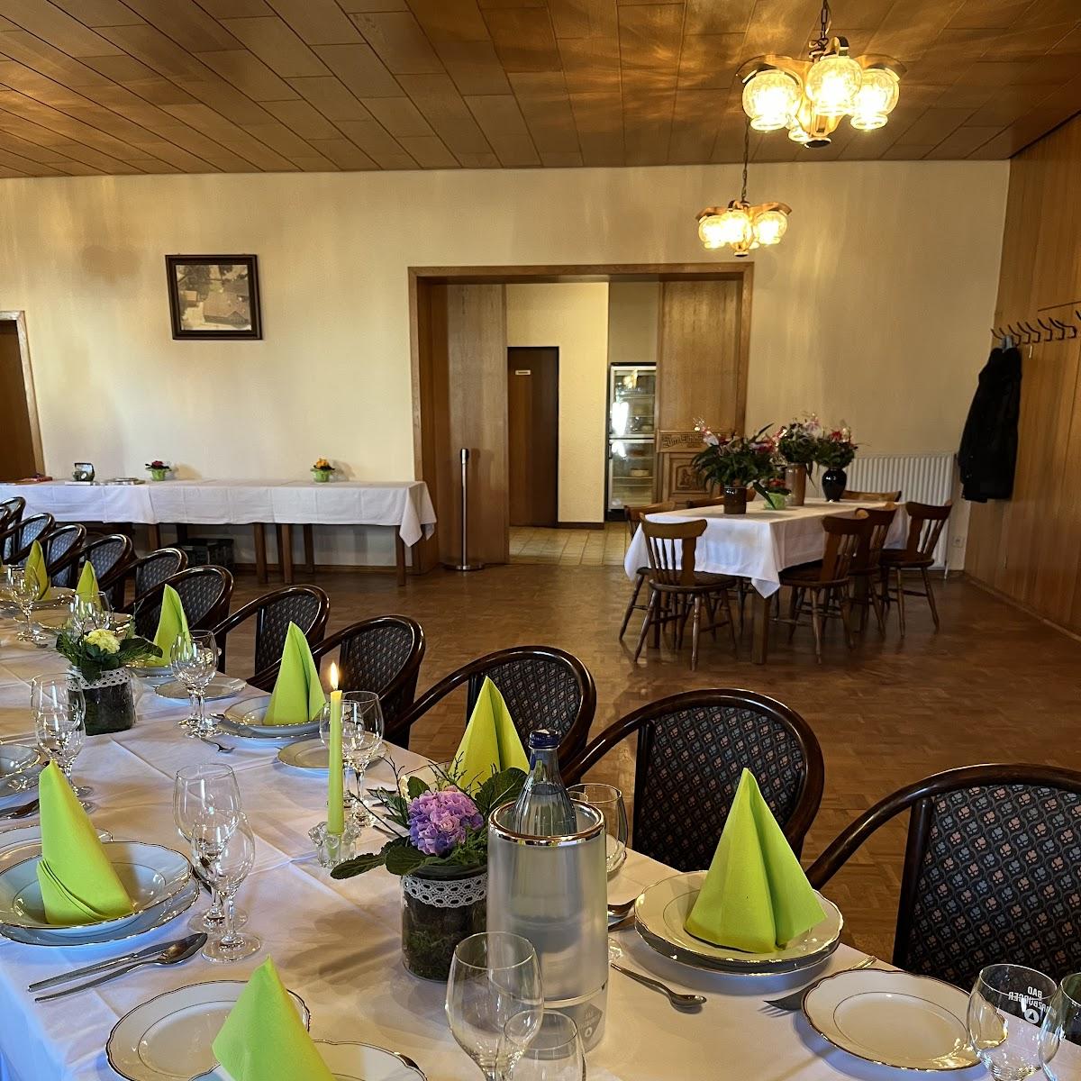 Restaurant "Gaststätte „Zum Eichhörnchen“" in Meinersen