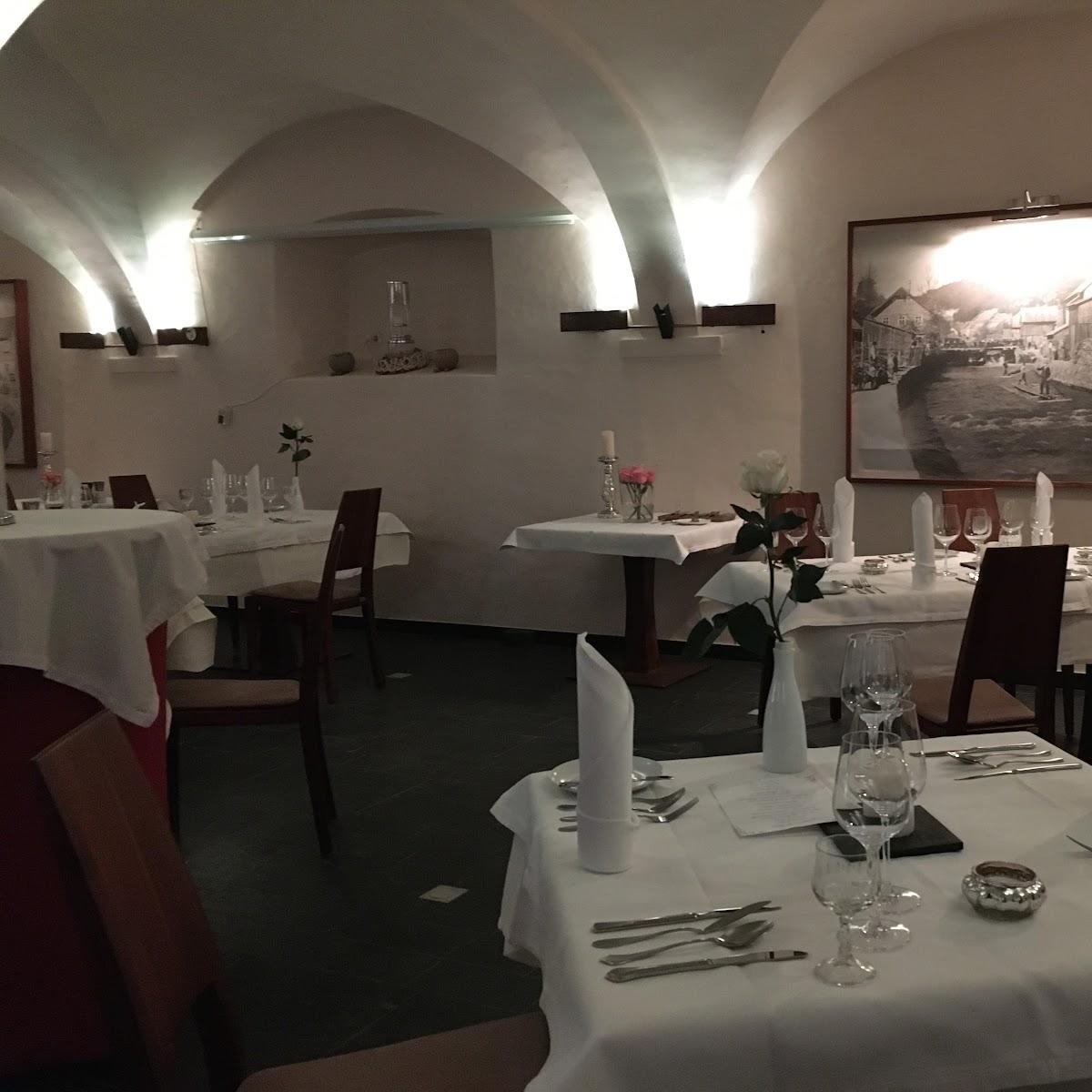 Restaurant "Gasthof zum goldenen Anker" in Steinwiesen