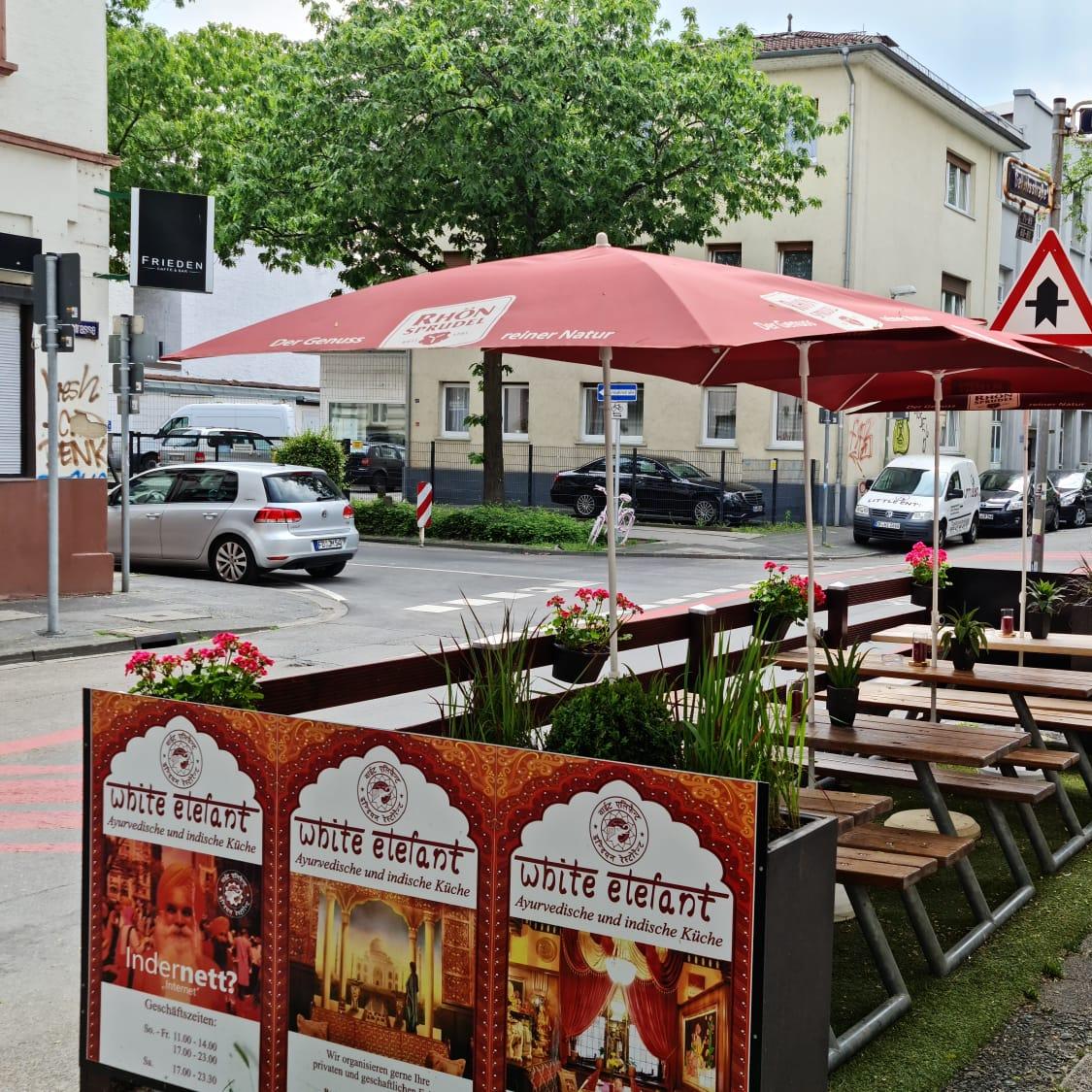 Restaurant "White Elefant -" in Offenbach am Main
