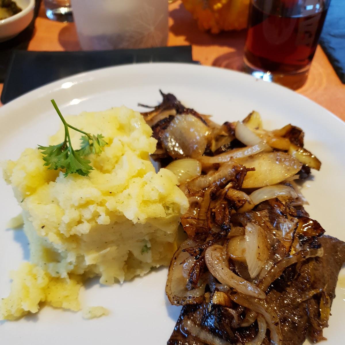 Restaurant "Gasthaus Zur Sonne" in  Rennsteig