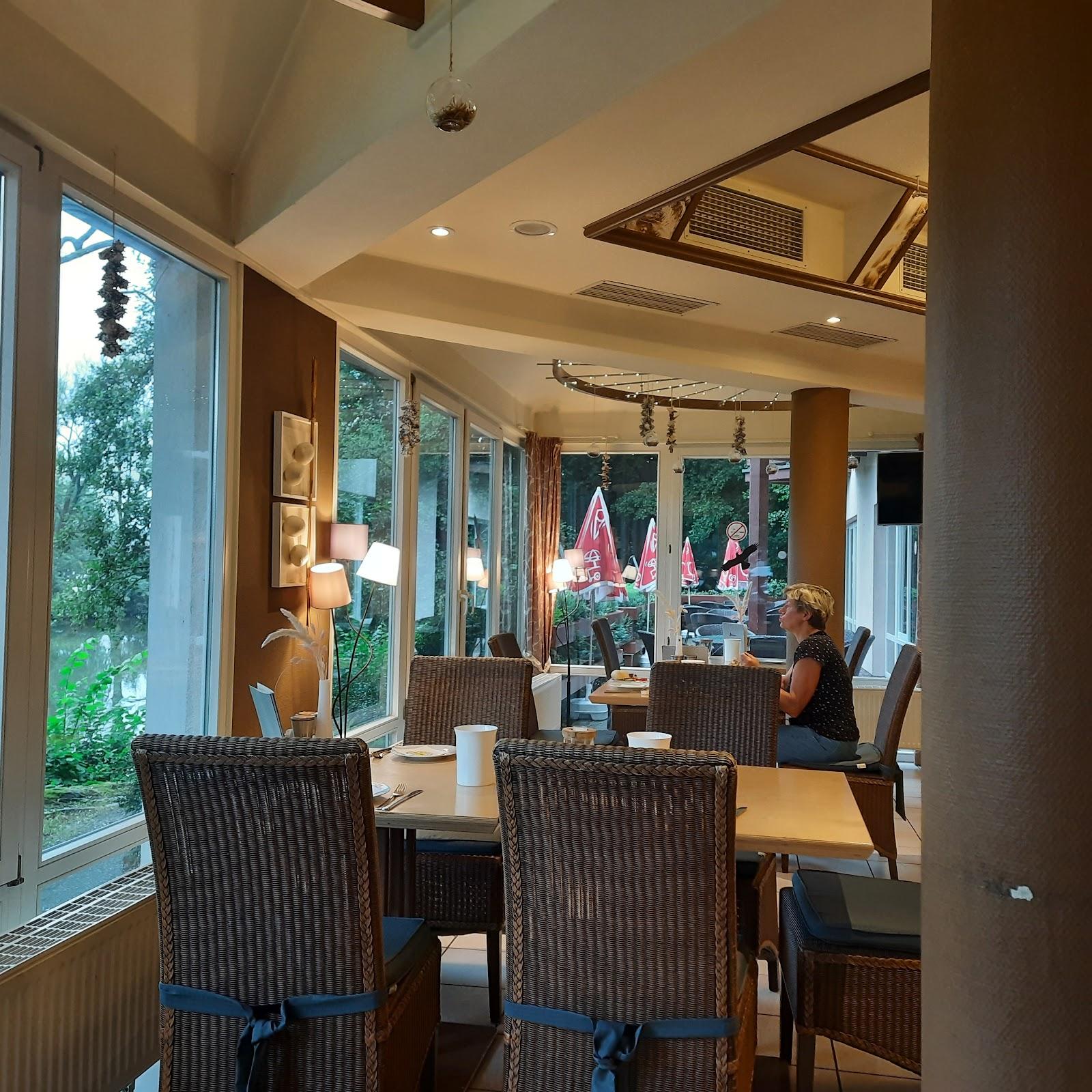 Restaurant "WAGNERS Seehotel" in Schleusingen