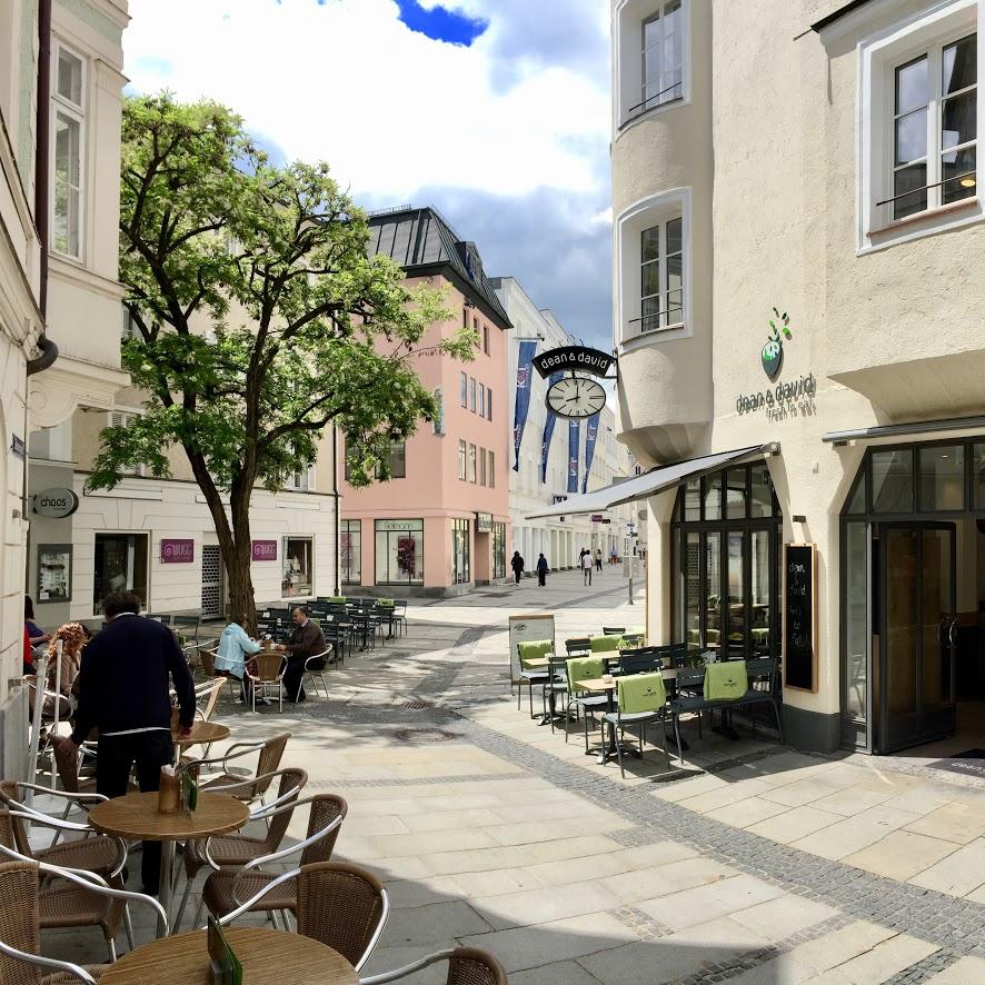 Restaurant "dean&david | Bowls, Salate, Curries & Snacks in" in Passau