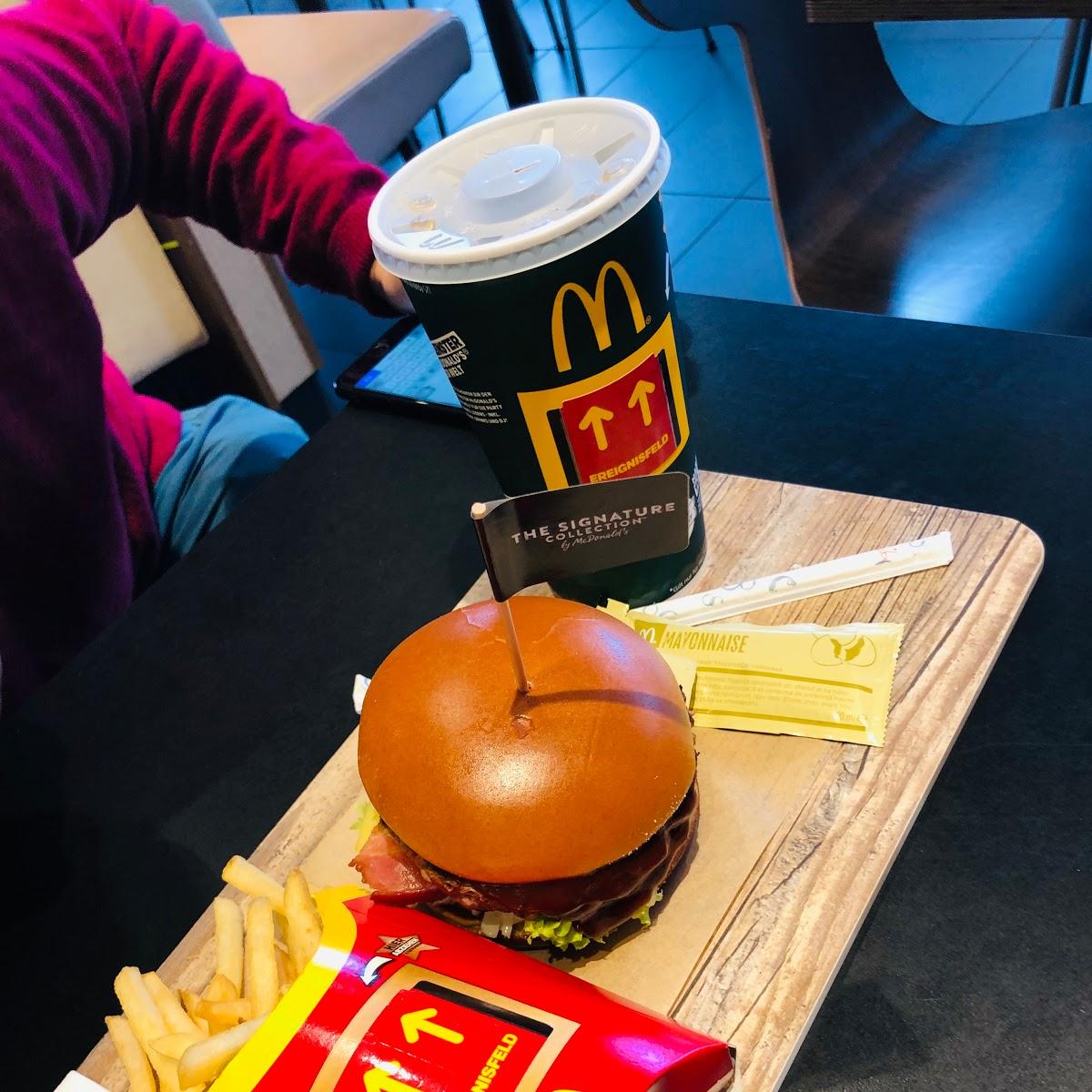 Restaurant "McDonald