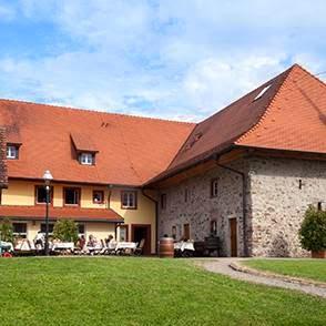 Restaurant "Gasthaus zum Raben" in  Horben