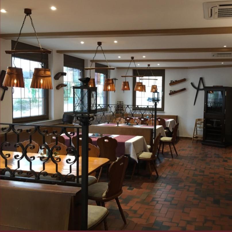 Restaurant "Restaurant Weinstube Anker" in Weinstadt