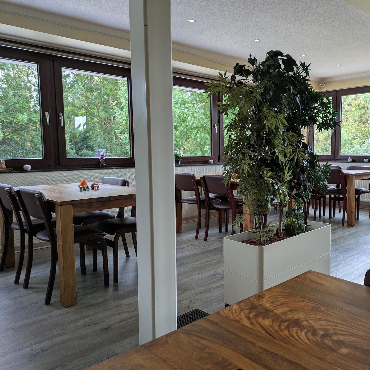 Restaurant "Altes Bootshaus" in Neuss