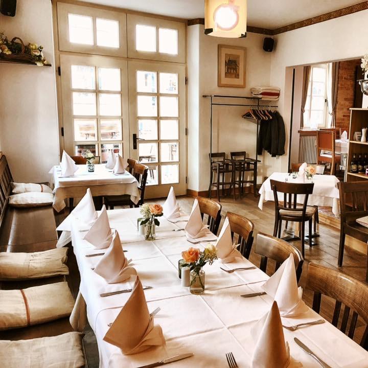 Restaurant "Wirtshaus  Im Weißen Kreuz " in Lorsch