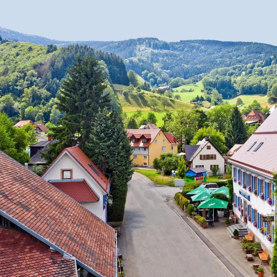 Restaurant "Goldener Adler  - Hotel & Appartements" in Oberried