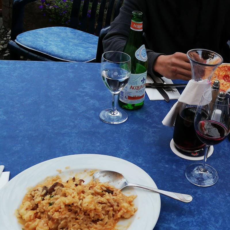 Restaurant "Il Pappagallo" in  Neubiberg