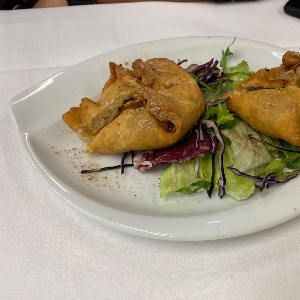 Restaurant "Taj am Campeon" in  Neubiberg