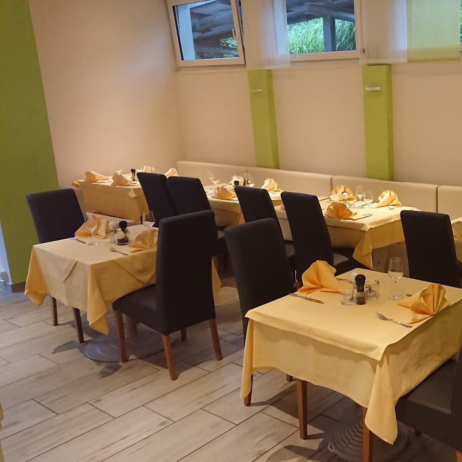 Restaurant "TaPaS Bar & Restaurant" in Ottobrunn