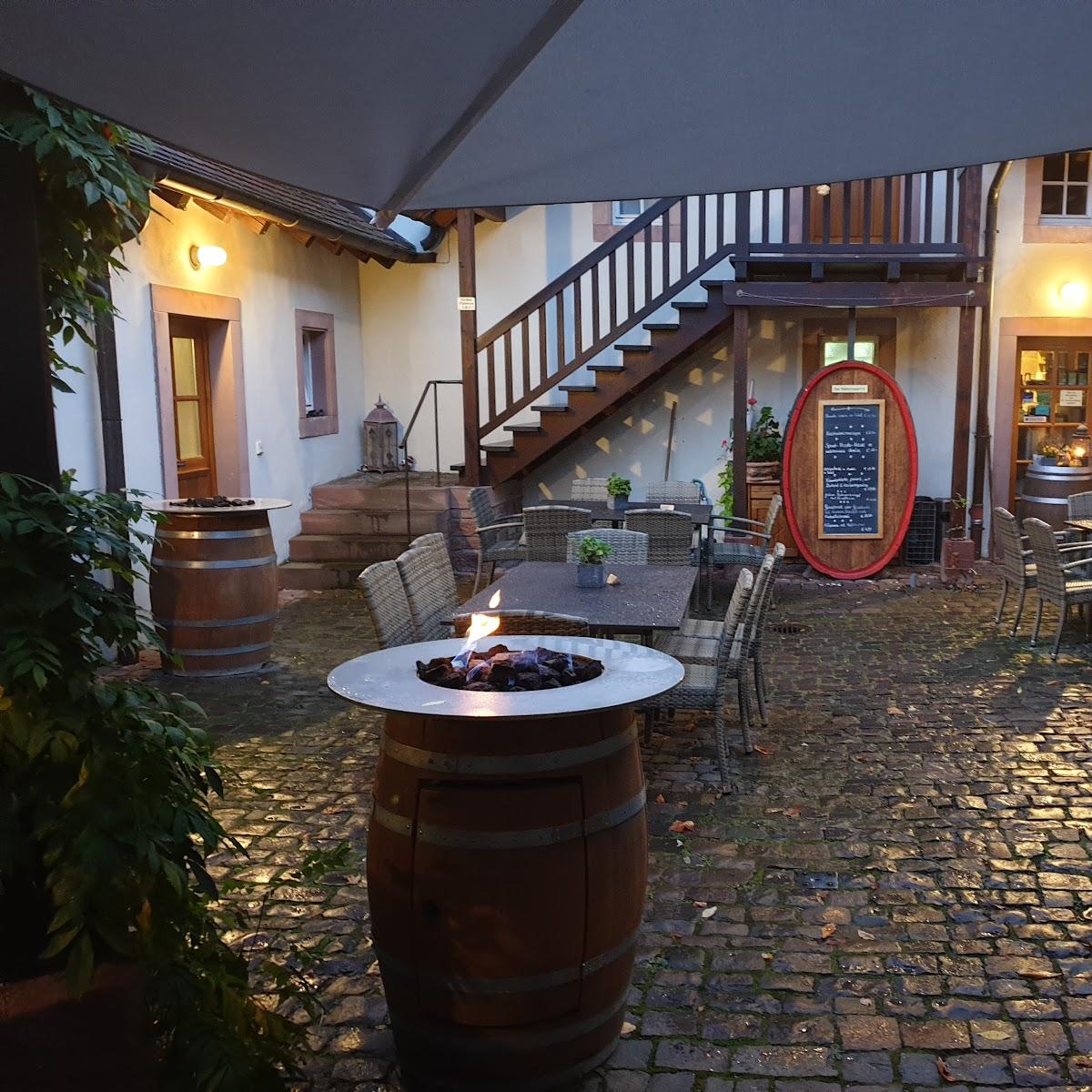 Restaurant "Alter Kastanienhof" in Rhodt unter Rietburg