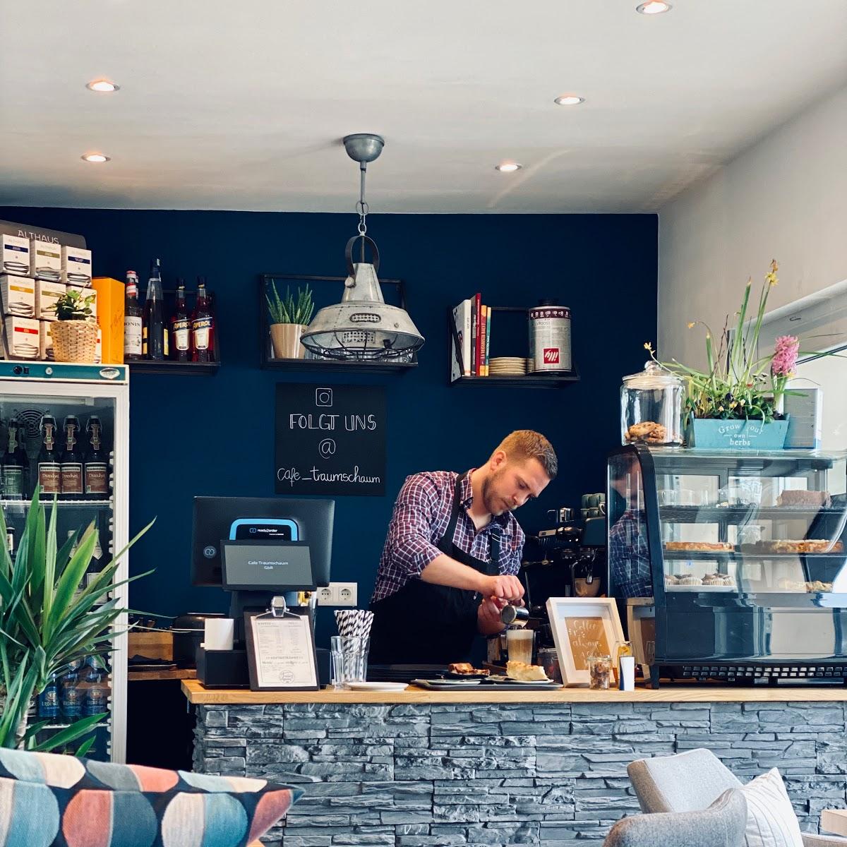 Restaurant "Café Traumschaum" in  Schwielowsee